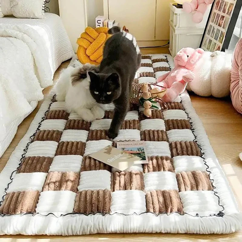 Anti-Slip Modern Luxury Cat Sofa Protector Cream-Coloured Plaid Square Pet Mat Bed Couch Cover Breathable Plush