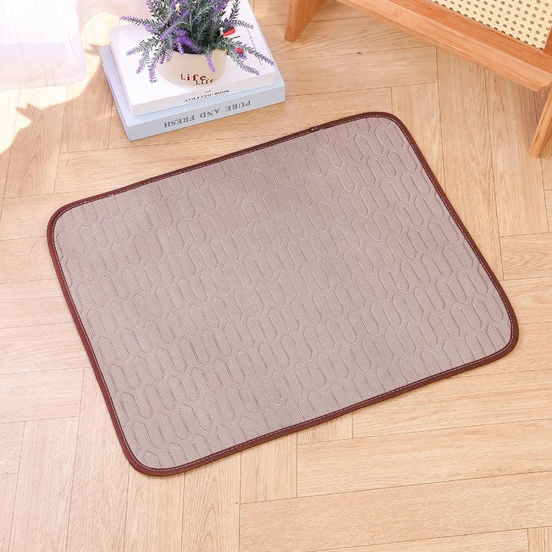 Modern Soft Summer Pet Cooling Mat & Sleeping Pad for Dogs & Cats Sweat-Absorbent Surface Lightweight