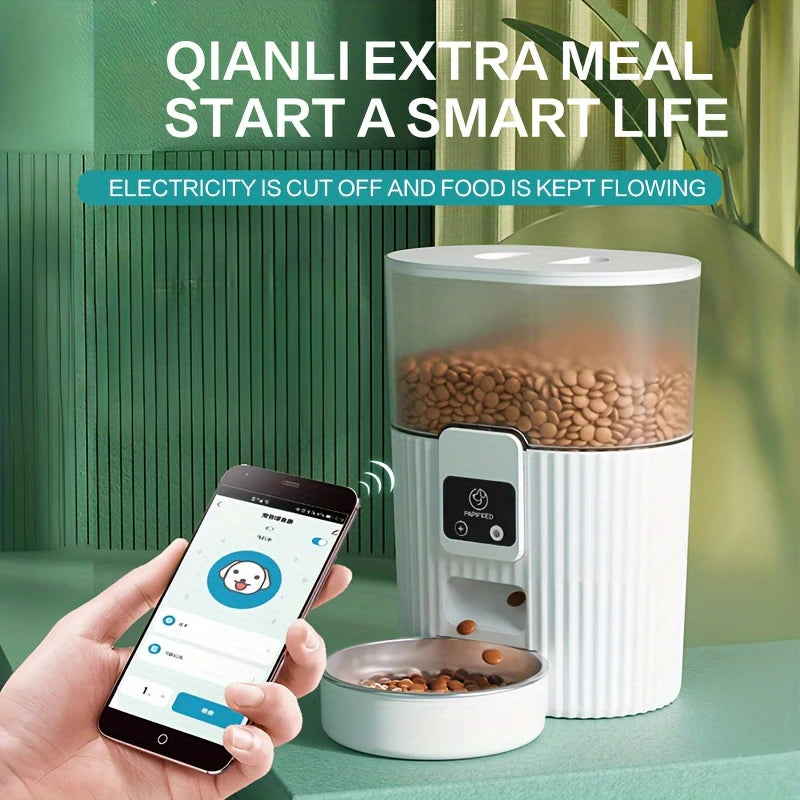 WiFi Remote Intelligent Pet Feeder Automatic Dog and Cat Food Dispenser with Scheduled Feeding Smart Indoor Plastic Cat Feeder