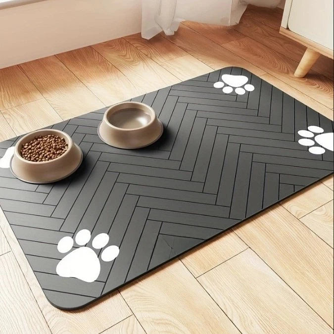 Durable and Easy-to-Clean Pet Mat with Modern Animals Pattern for Feeding and Play Areas