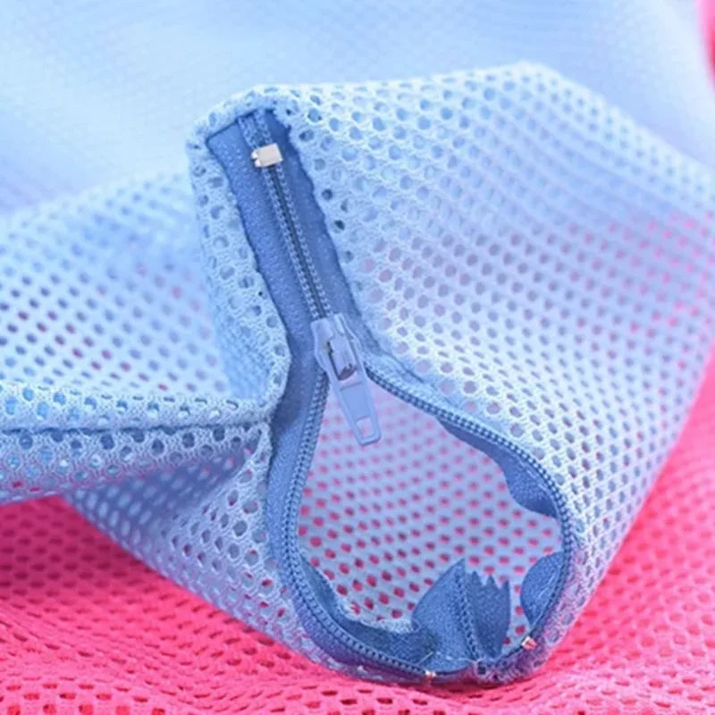 Adjustable Cat Grooming Bag Durable Bite & Scratch Resistant Mesh Stocked Bathing and Nail Trimming Tool