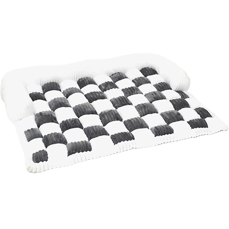 Cozy Luxury Dog Sofa Protector Cover Cream Square Plaid Print Pet Blanket with Customized LOGO Furniture Protector Mat